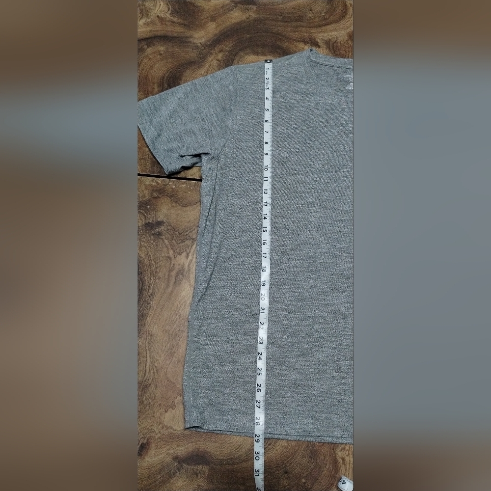 Fabletics Gray Men's T-Shirt (XXL) - Picture 4 of 8